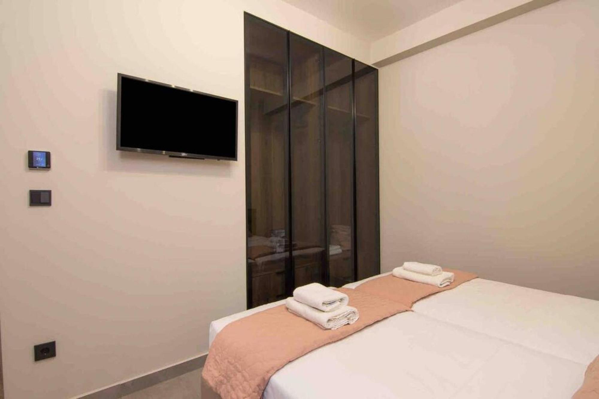 Appartamento Blue Pearl At Glufada Sea Side Atene Esterno foto