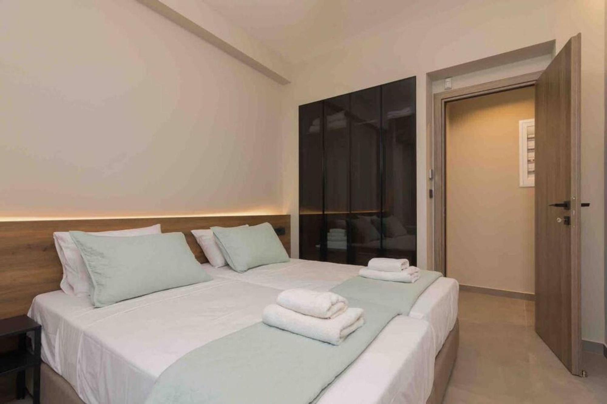 Appartamento Blue Pearl At Glufada Sea Side Atene Esterno foto