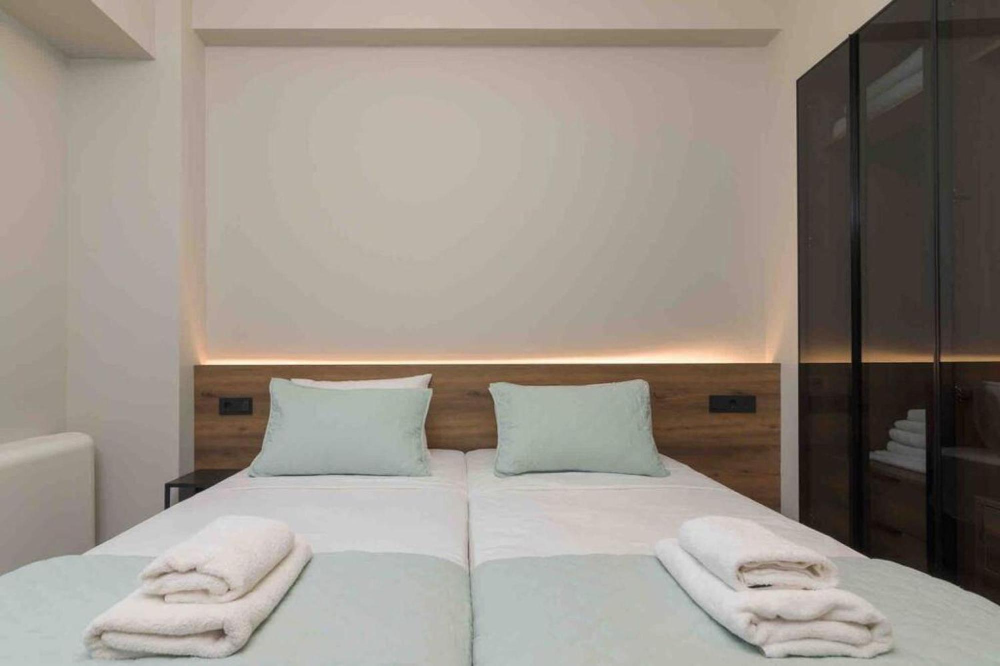 Appartamento Blue Pearl At Glufada Sea Side Atene Esterno foto
